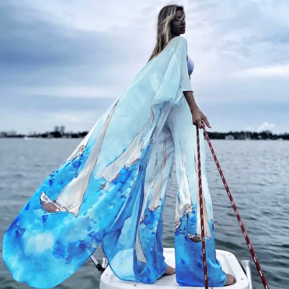 Monte Carlo Luxury Yacht Life Kimono & Pants Set - Picture 14 of 15